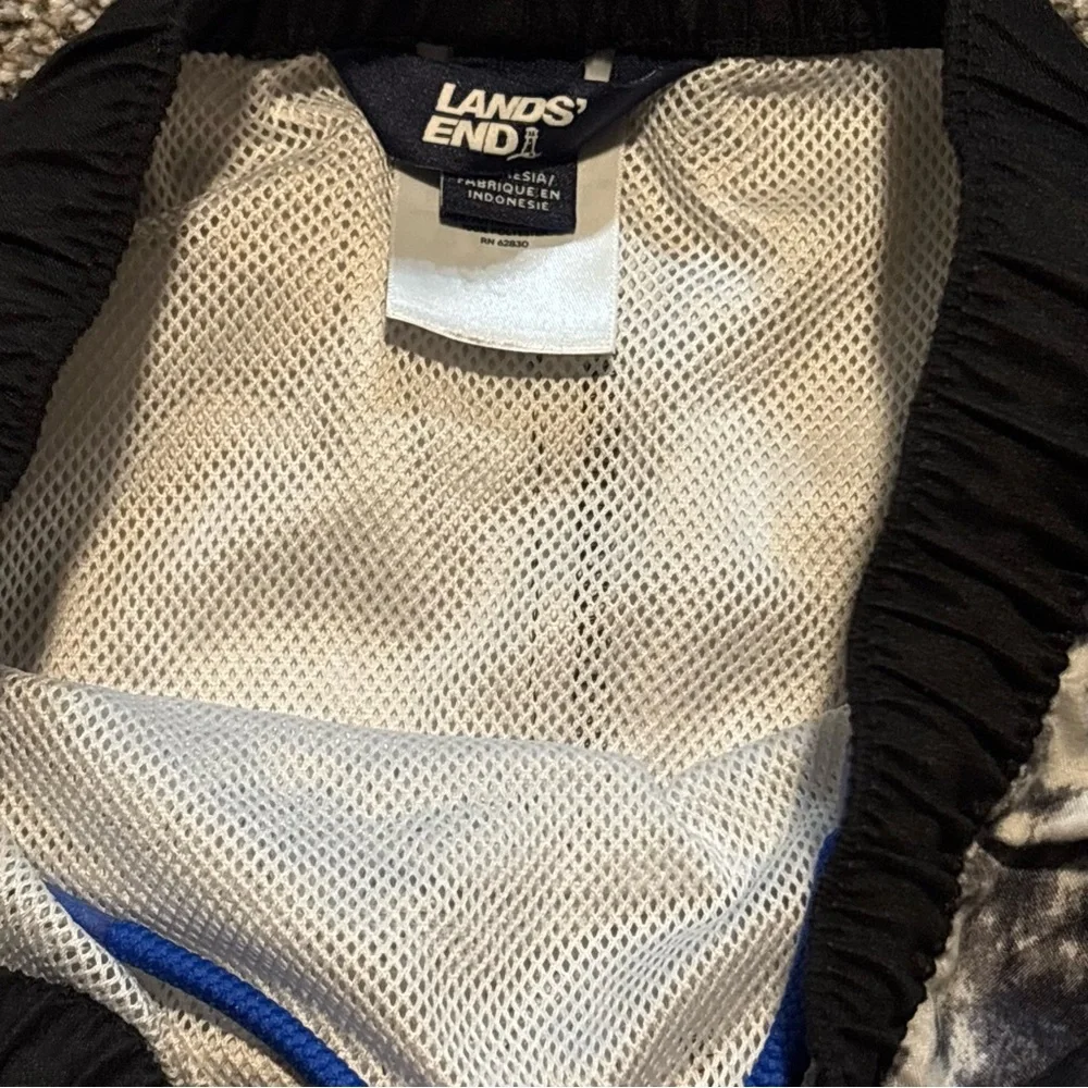 Lands' End Black & White Tie Dyed Swim Shorts Size Small 6-7